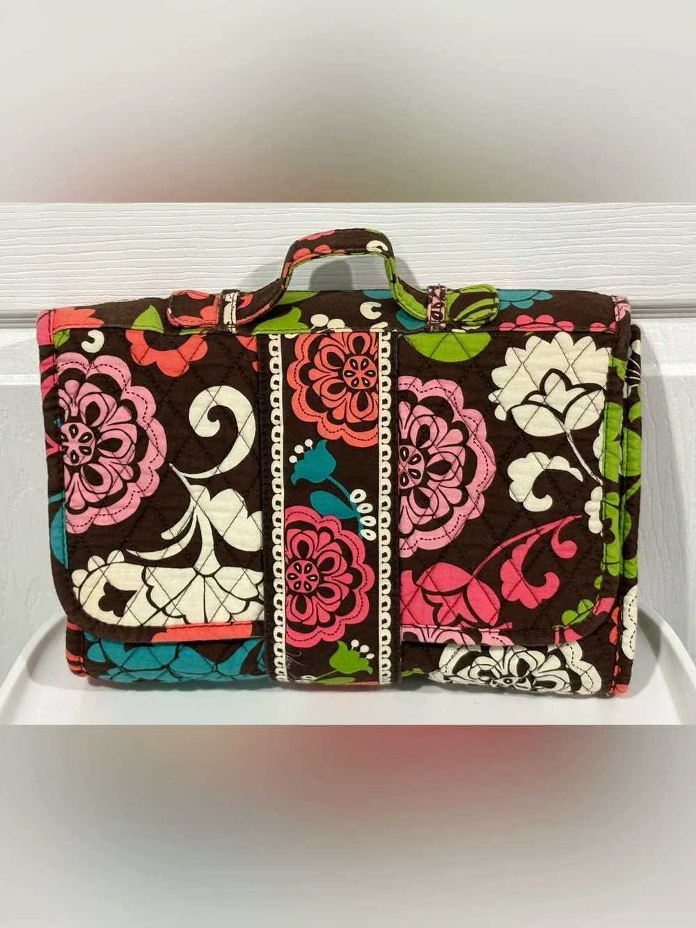 Vera Bradley Changing Pad Clutch, Lola pattern